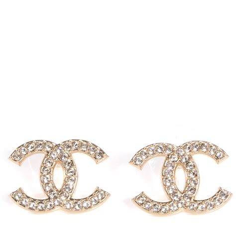 Chanel Jewelry for women .